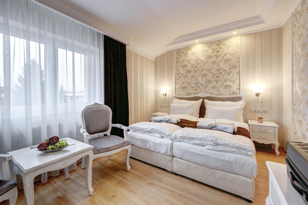 Boutique Hotel Diama Mratín Quarto foto